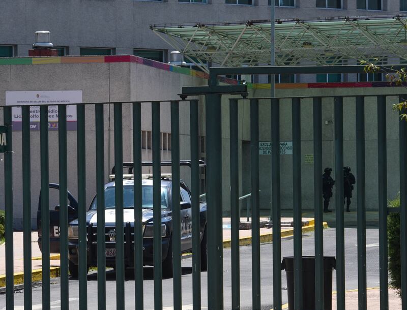 Rafael Caro Quintero sale de El Altiplano para ir al hospital