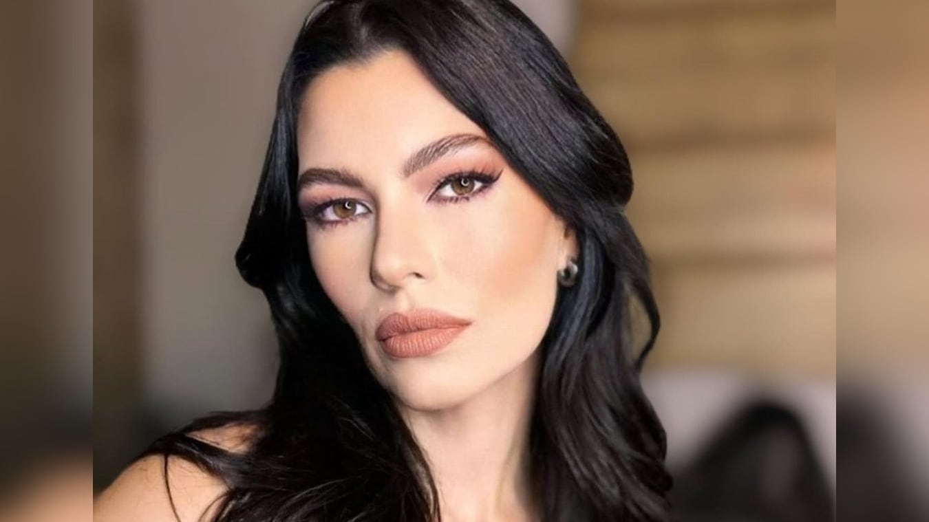 La actriz se encuentra involucrada en una polémica con el padre y el abuelo de la niña