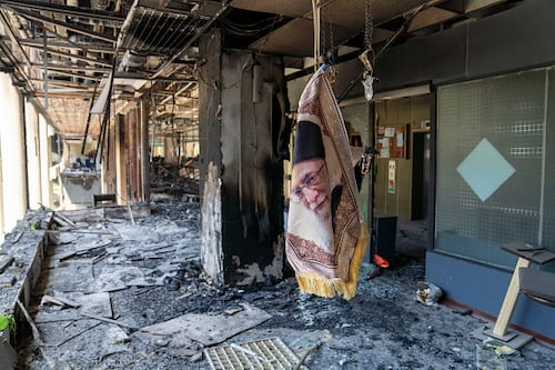 Ataque a la Asamblea e intervención de Trump, ¿qué pasa con la sucesión en Irán?