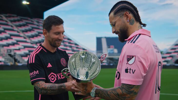 Lionel Messi sale en el videoclip del último éxito de Maluma con Yandel.