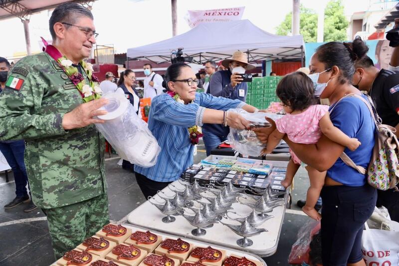 Programas sociales en México tienen defectuosa medición de resultados