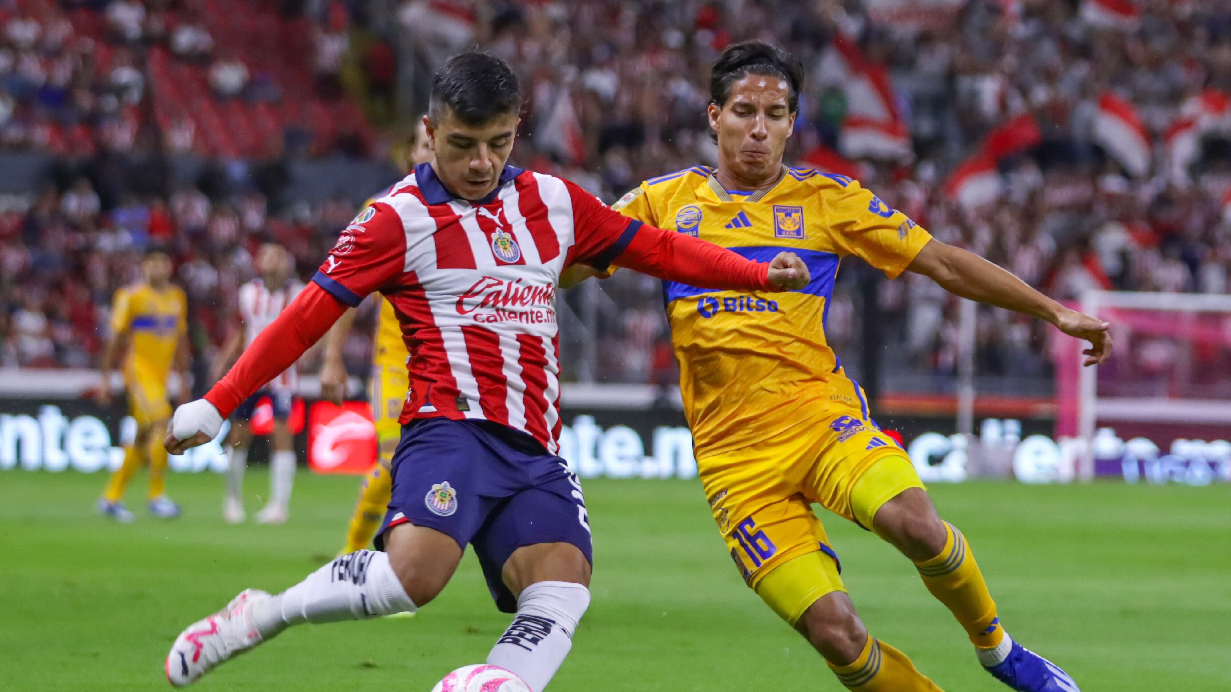 Chivas vs. Tigres.