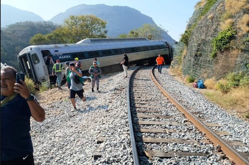 Accidente del tren del Corredor Interoceánico en Oaxaca deja 20 lesionados
