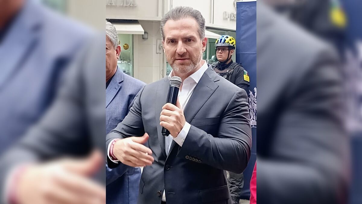 De la Garza señaló que los usuarios ya pasan más tiempo en el camión que en su casa.