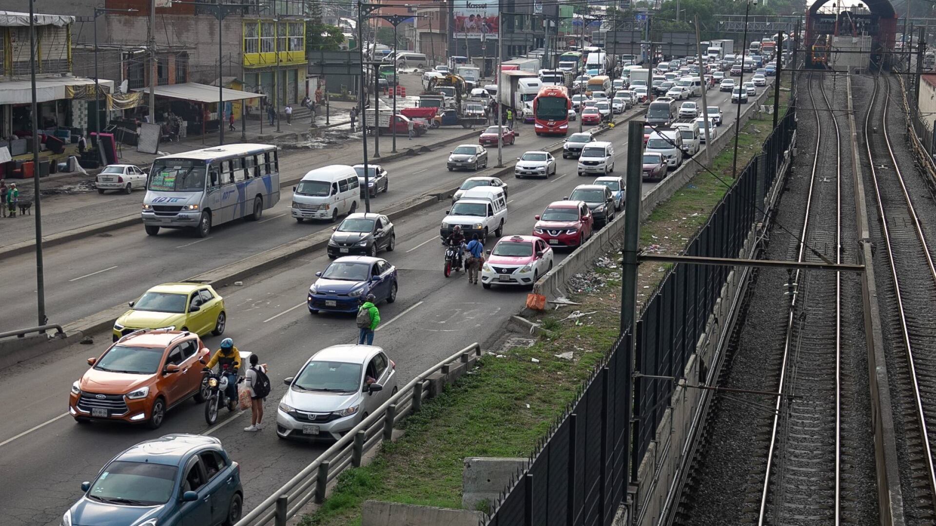 Hoy no Circula del lunes 9 de junio 2025 en CDMX y Edomex