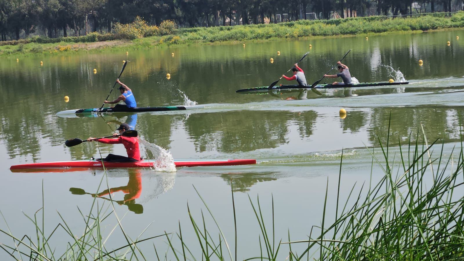 Equipo mexicano de canotaje.