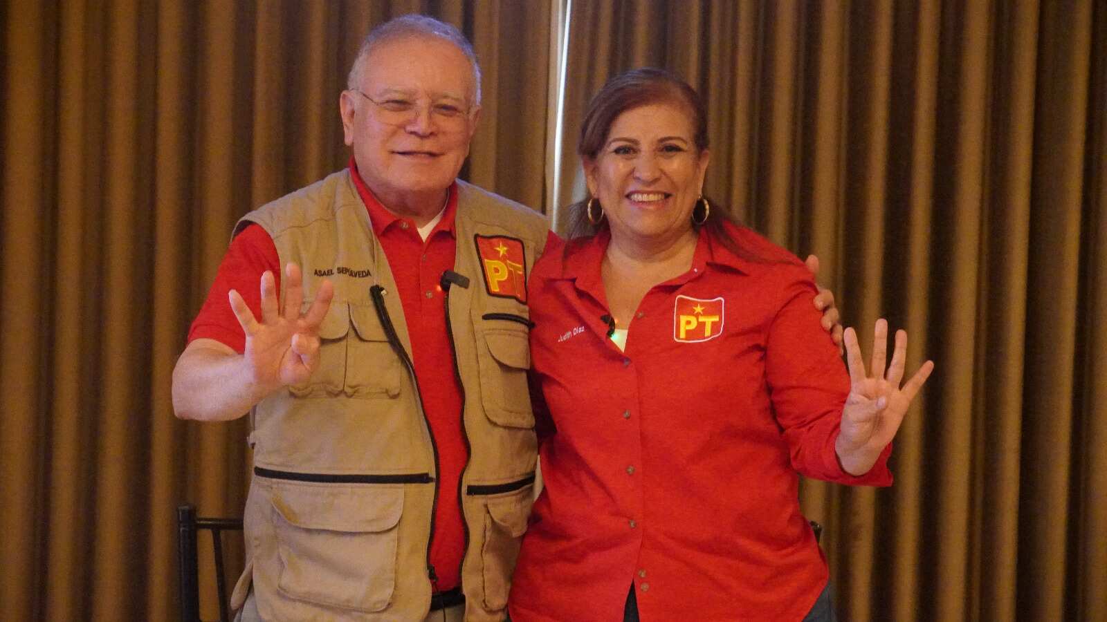 Asael Sepúlveda y Judith Díaz coincidieron en señalar que pasar más tiempo con el bebé genera la creación de un mayor vínculo emocional.