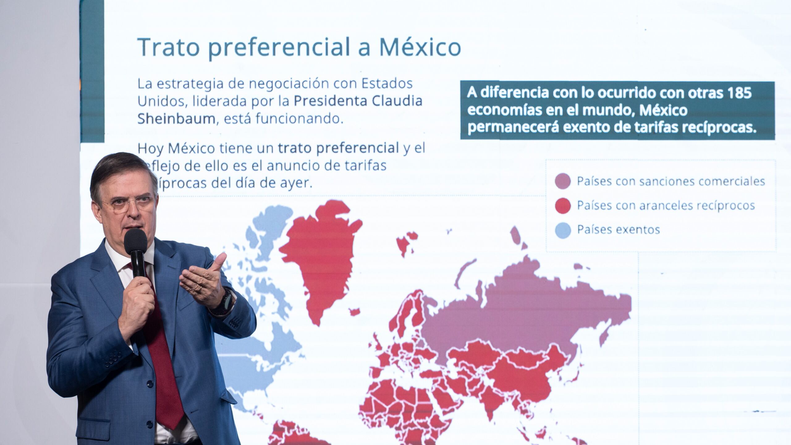 El secretario adelantó que el gobierno ya trabaja para lograr mejores condiciones frente a las tarifas globales que Trump busca imponer sobre vehículos, acero y aluminio, que alcanzarían hasta un 25%.