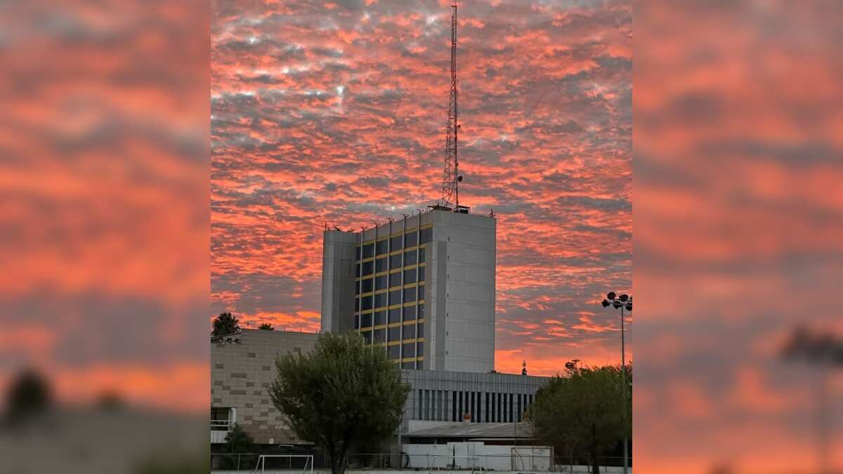 La Universidad recomendó el uso del Tigrebus y compartir el viaje.