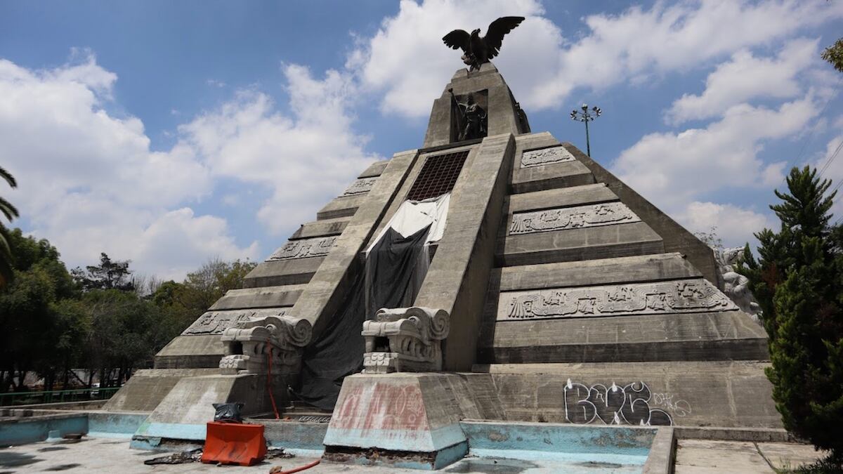 El fuego fue controlado por bomberos. (Especial)