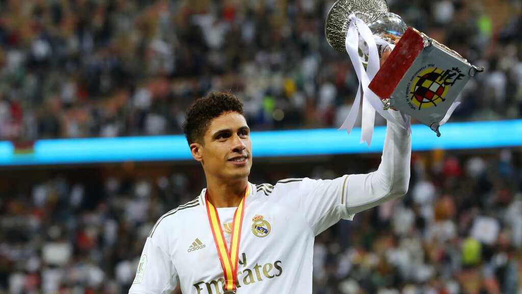 Raphael Varane deja al Real Madrid por el Manchester United