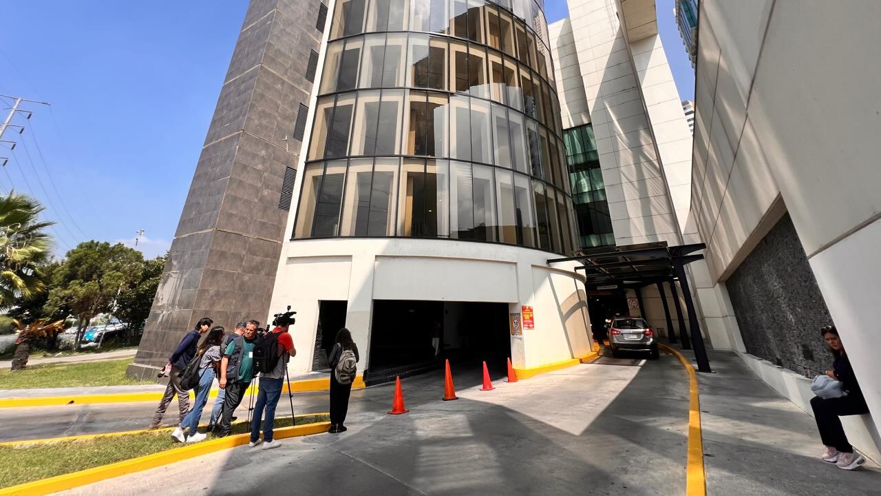 Comienzan los servicios funerarios de Débora Estrella