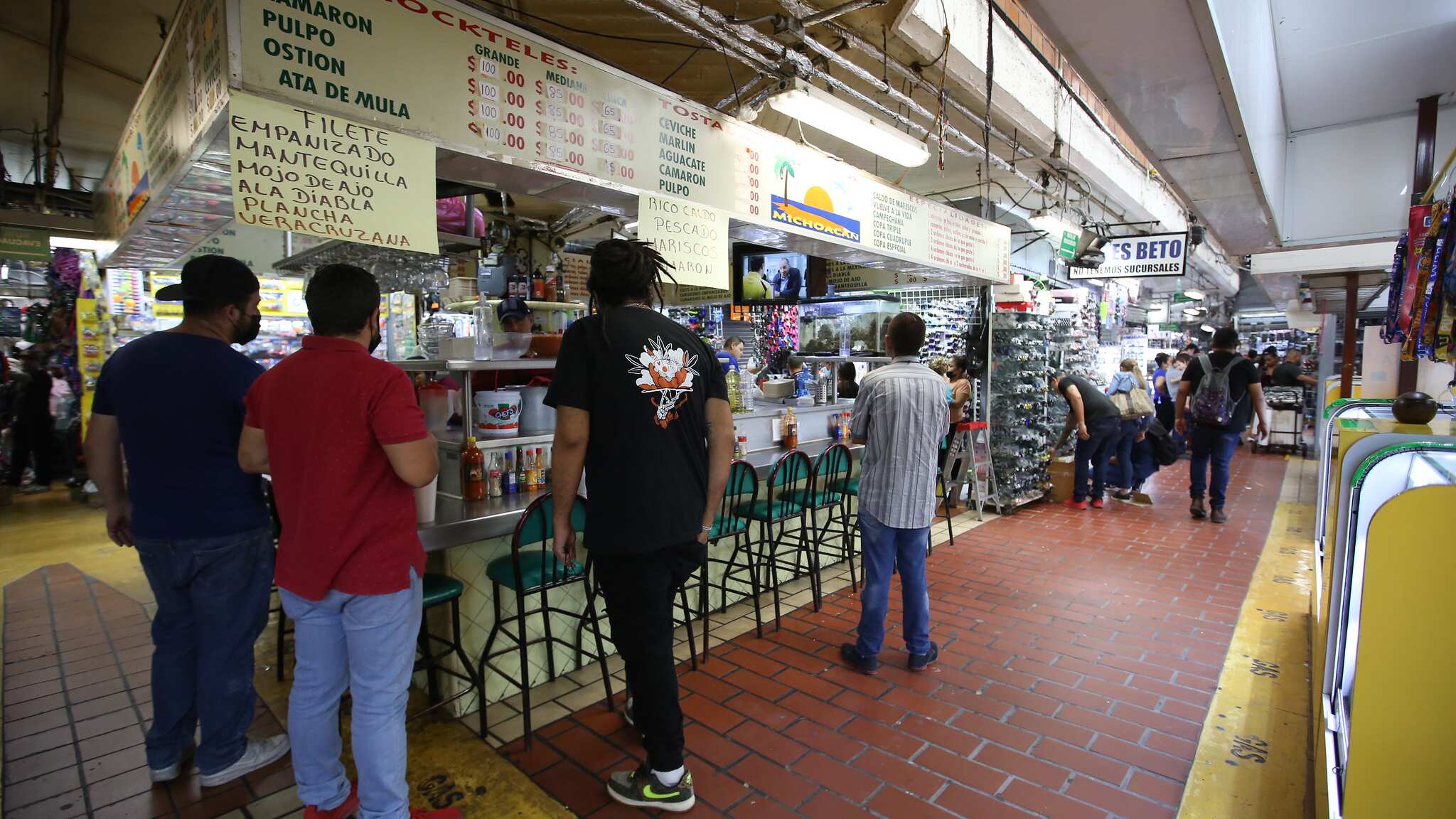 Varios de los mercados tienen más de 30 años sin recibir un adecuado mantenimiento.