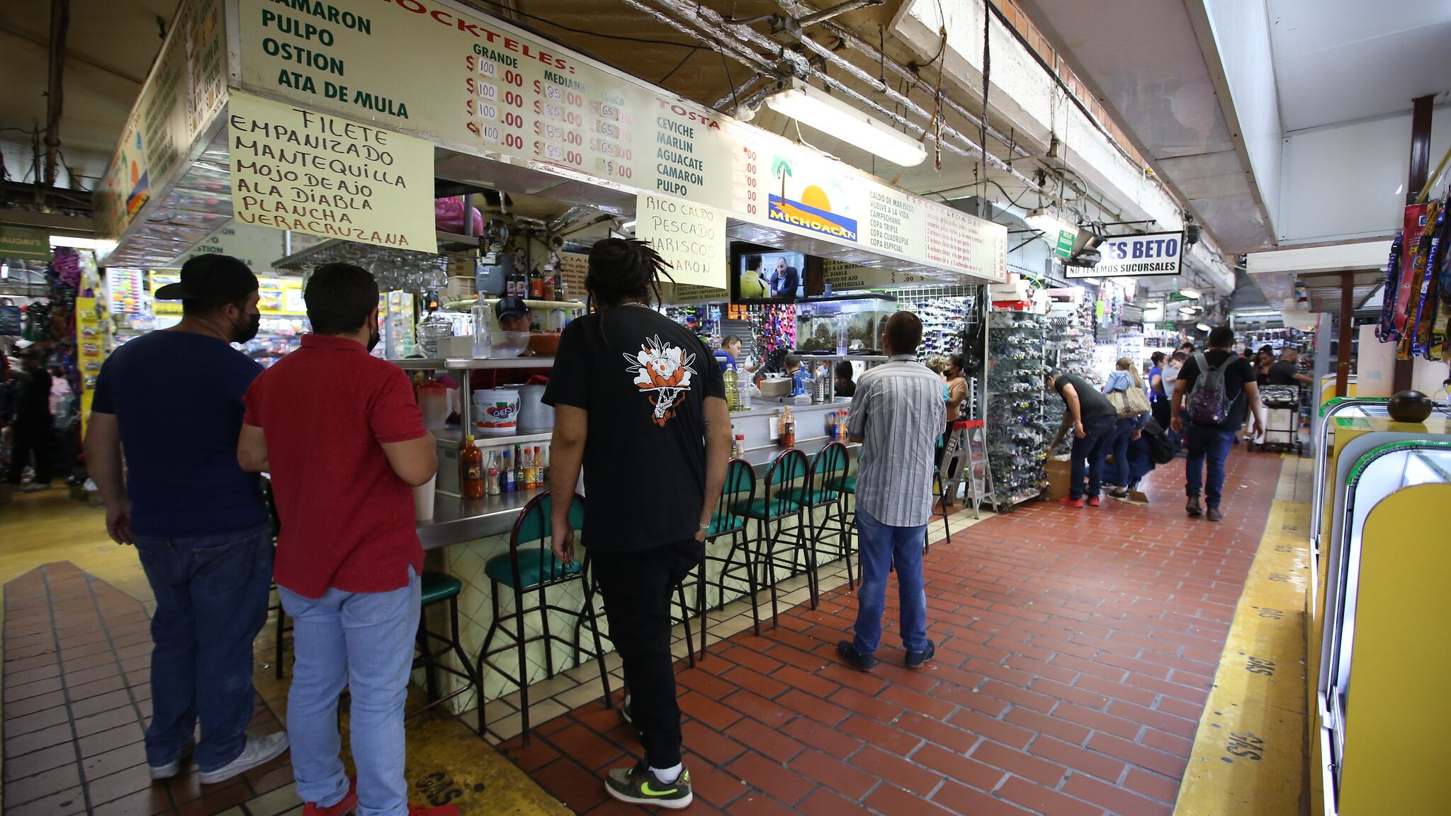 Varios de los mercados tienen más de 30 años sin recibir un adecuado mantenimiento.