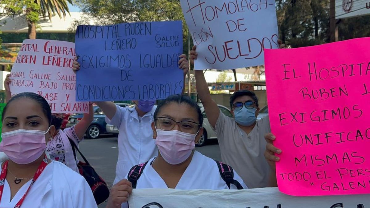 Personal médico se manifiesta en varios puntos de la CDMX