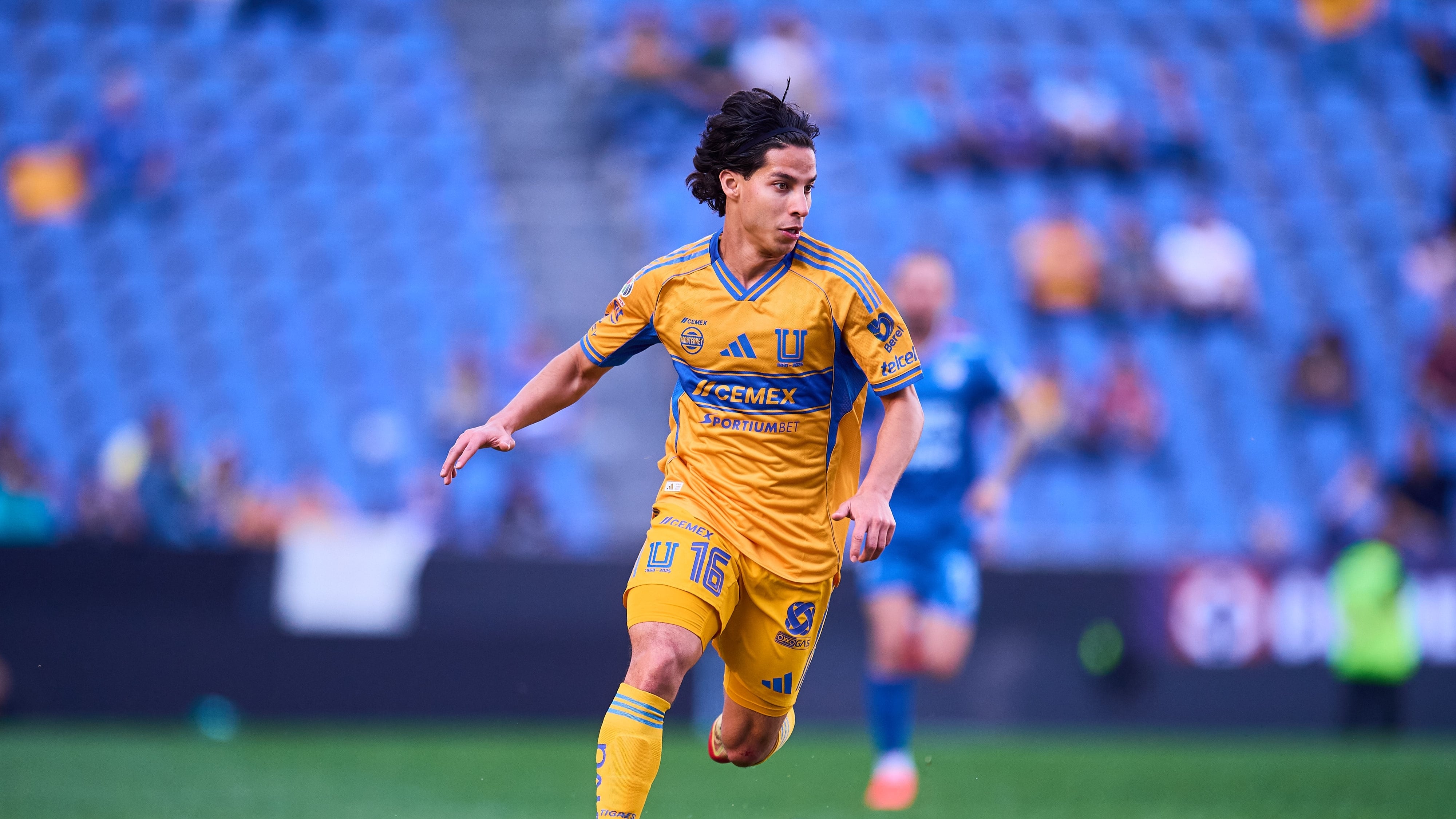 Diego Lainez no sería convocado al Mundial.