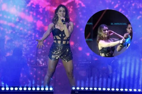 Hombre interrumpe concierto de María León en Hermosillo y le arrebata el micrófono; ¿se canceló el show?