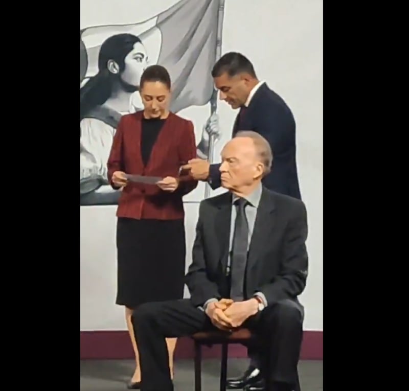 Sheinbaum y Harfuch en Palacio Nacional