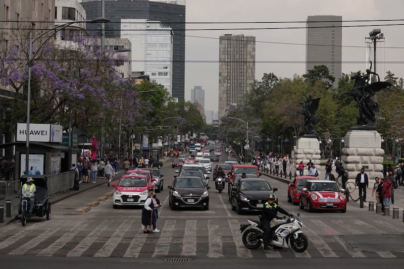 Hoy no Circula del viernes 18 de abril 2025 en CDMX y Edomex