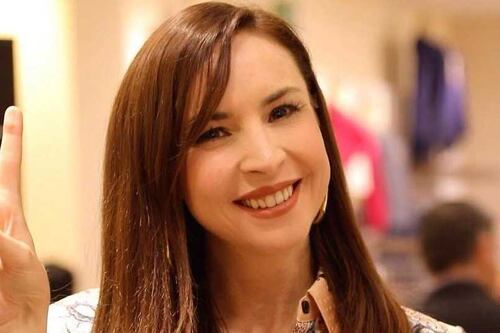 Andrea Torre festejó su cumpleaños 42 entre sorpresas, obsequios y el afecto de sus allegados