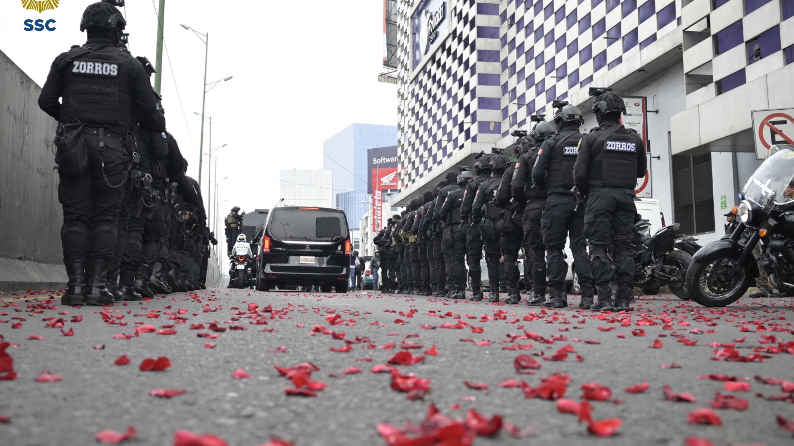 Despiden a Milton Morales, jefe de la SSC asesinado en Coacalco