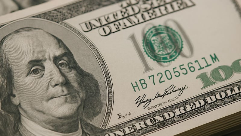 Precio del dólar hoy lunes 1 de diciembre: el peso mexicano inicia el mes con estabilidad