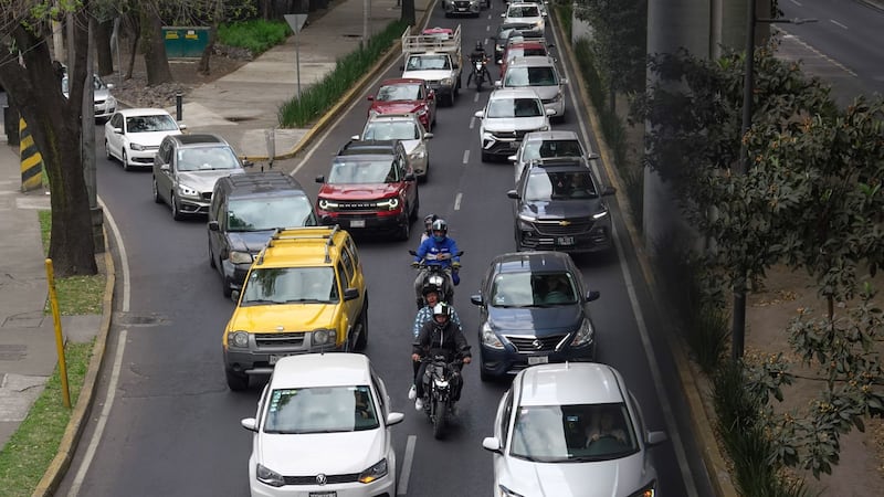 CDMX amplía a 638 mil pesos el límite para la exención de tenencia vehicular