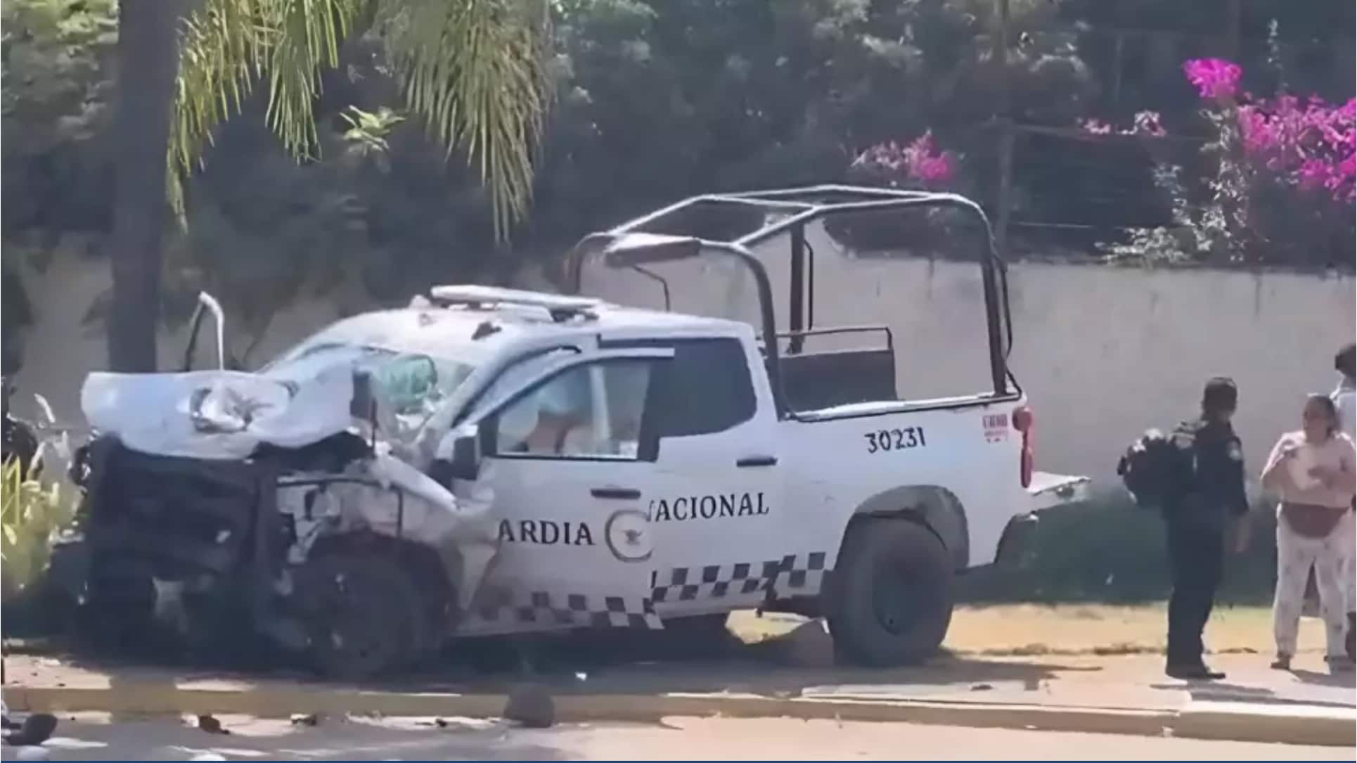 Camioneta Guardia Nacional