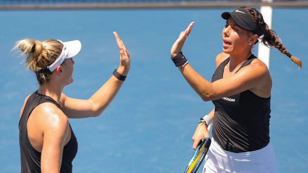 Giuliana Olmos y Gabriela Dabrowski