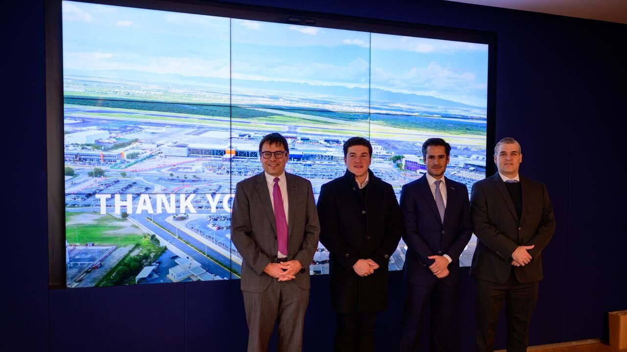 García e Iván Rivas, secretario de Economía, presentaron los proyectos históricos de la administración estatal.