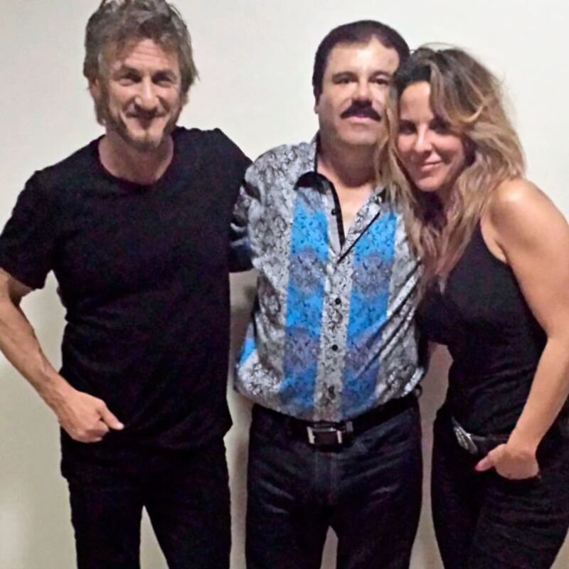 Antes de la llegada de ‘Emma y las otras señoras del narco’ varios artistas fueron relacionados de haber tenido encuentro con narcos.