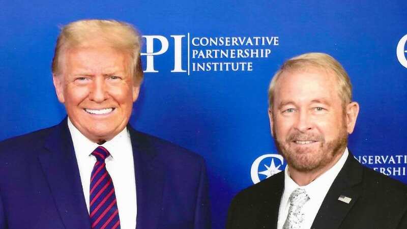 Trump nomina a Ronald Douglas Johnson como embajador en México