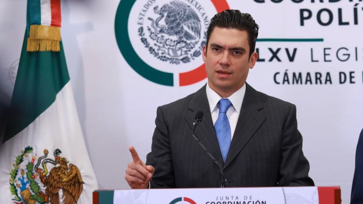 Jorge Romero Herrera habla sobre el Parlamento Abierto para implementar la reducción a la jornada laboral (X / @JorgeRoHe)