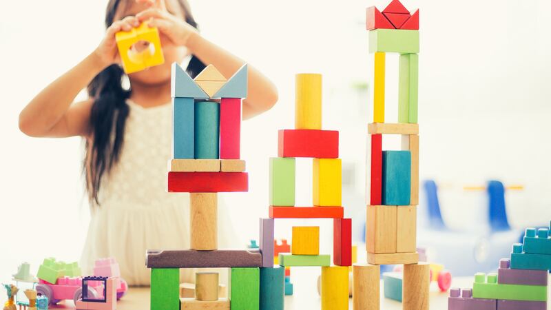 Sigue esta guía para elegir el mejor juguete para tu pequeño