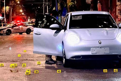 Más de 40 plomazos para acribillar a adolescente de 14 años y su madre en Tláhuac