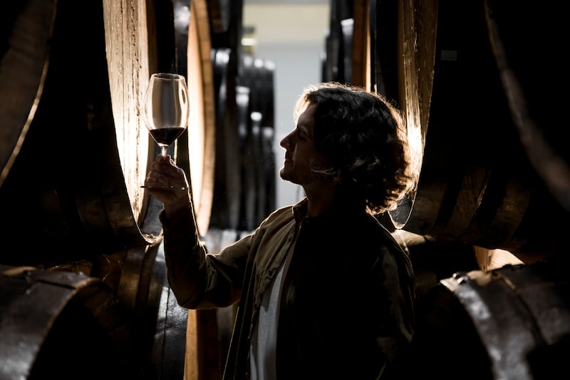 Desde Rioja hasta Ribera del Duero, Víctor Urrutia comparte la visión global de una quinta generación dedicada al vino