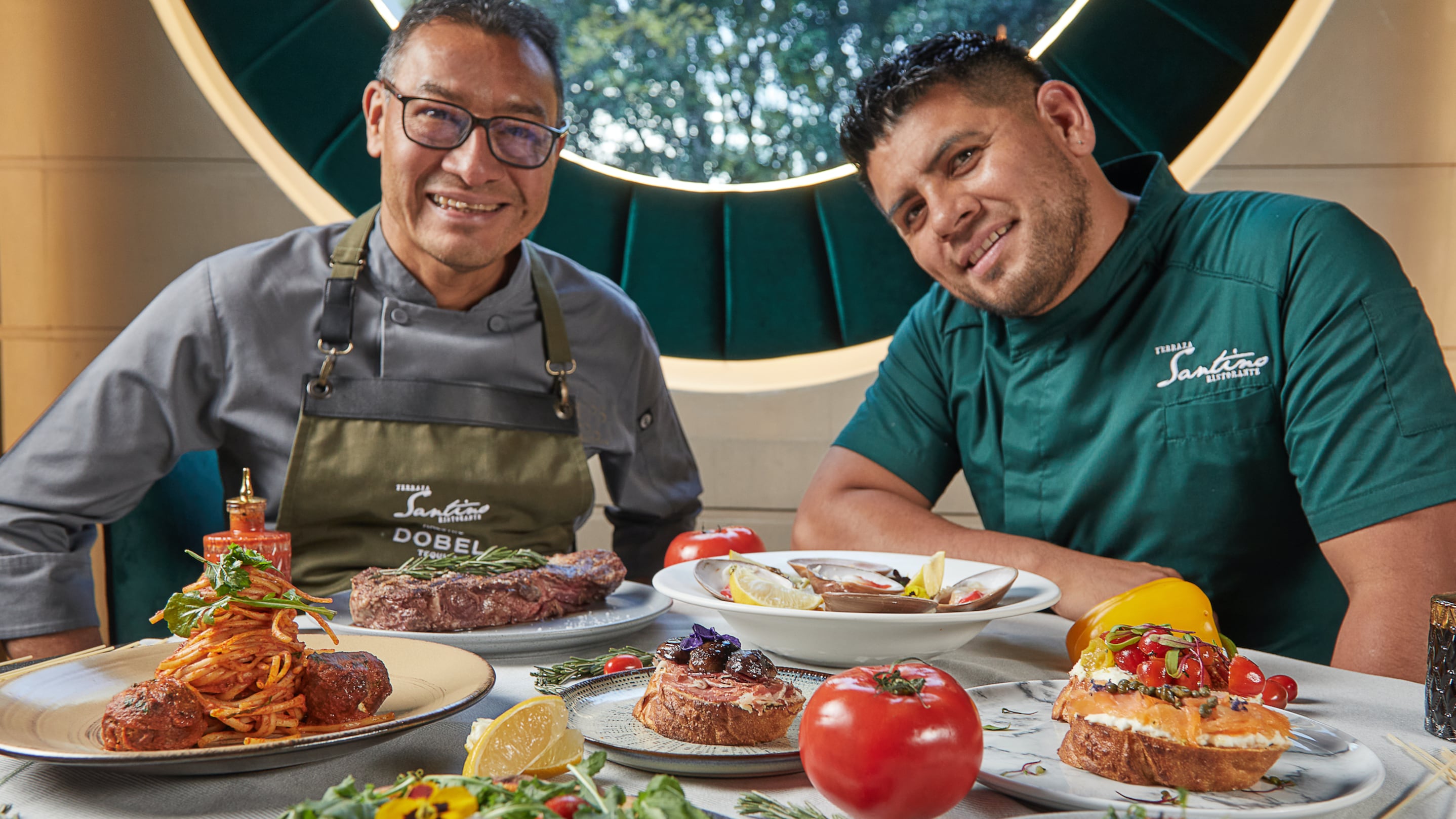 Con el chef Julián Martínez a la cabeza, Terraza Santino ofrece una exquisita selección de pastas frescas, mariscos mediterráneos y más, en un entorno elegante y acogedor
