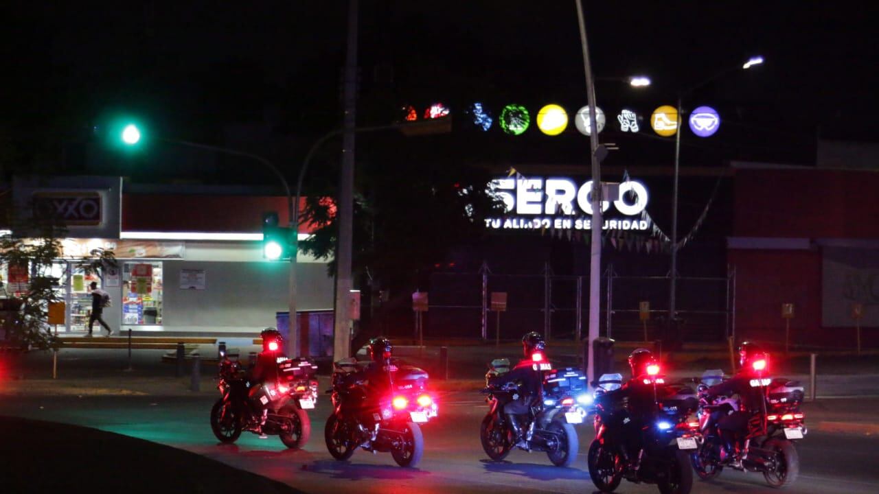 Policías de Zapopan ya efectuaron la detención de un ladrón en la zona de Plaza del Sol que se apoderó de más de 60 mil pesos en mercancía.