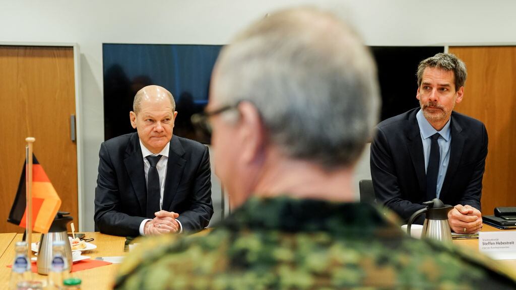 Alemania niega a través de su canciller que hayan impuesto exigencias para entrega de tanques a EU