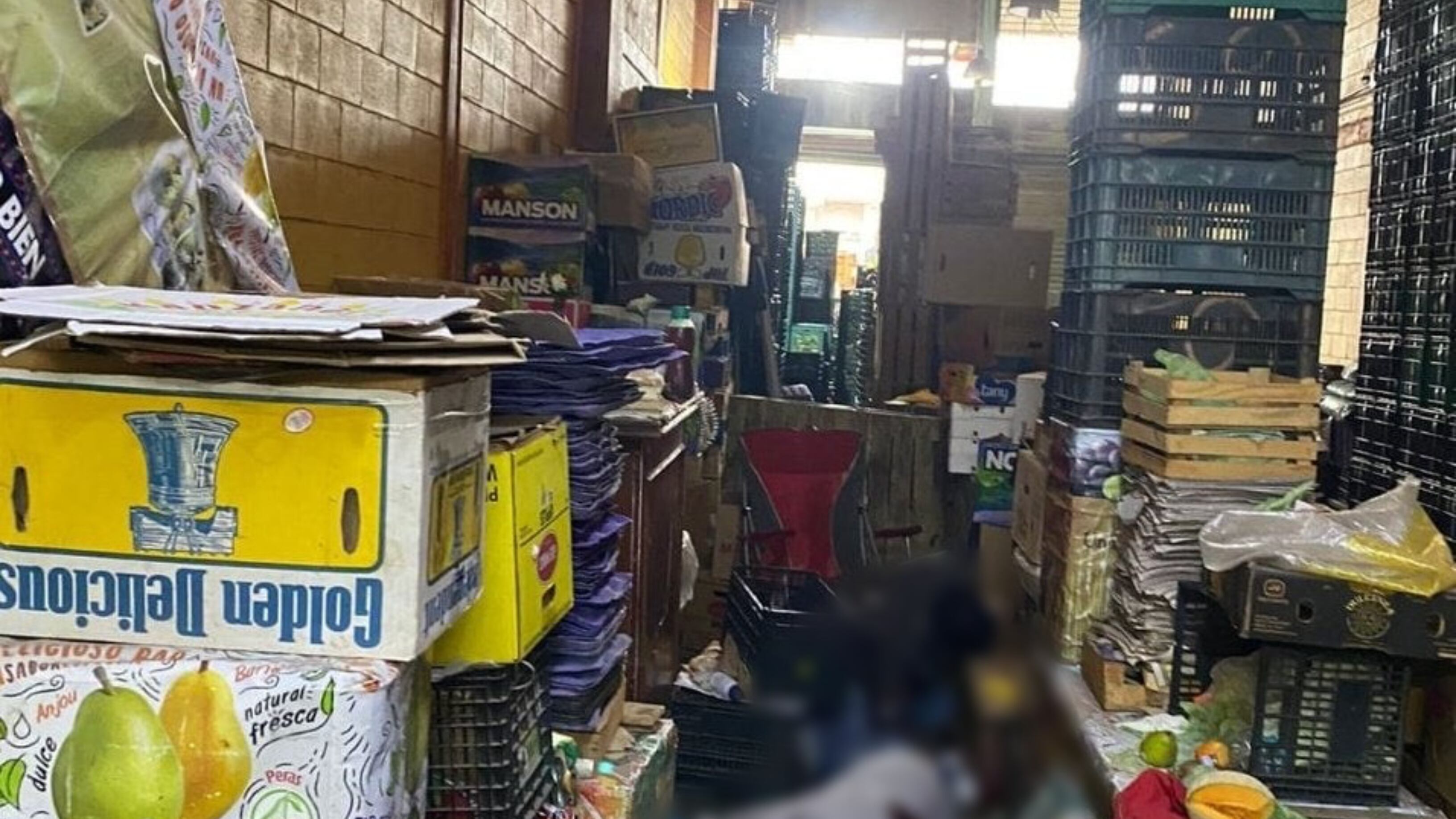 Al menos tres personas murieron por disparos de arma de fuego.