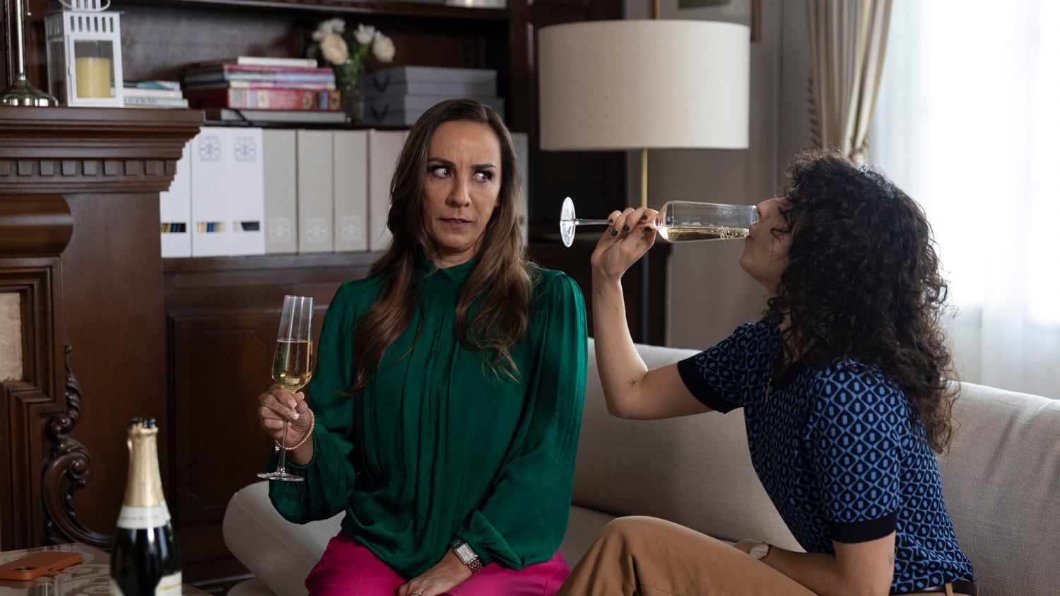 Consuelo Duval y Giselle Kuri desatan el caos nupcial en ‘Bodas S.A.’