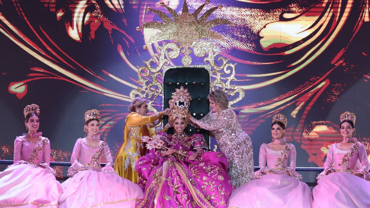 El Carnaval de Mazatlán 2024 se vive con gran ambiente, este fin de semana la coronación de Carolina III, el concierto de Emmanuel y el espectáculo pirotécnico del combate naval destacaron en esta celebración