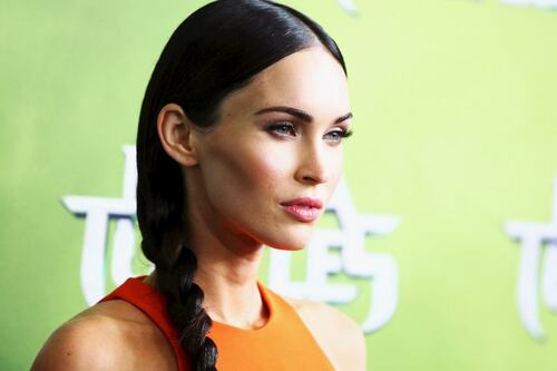 Megan Fox no deja nada a la imaginación en una reciente sesión fotográfica en la selva