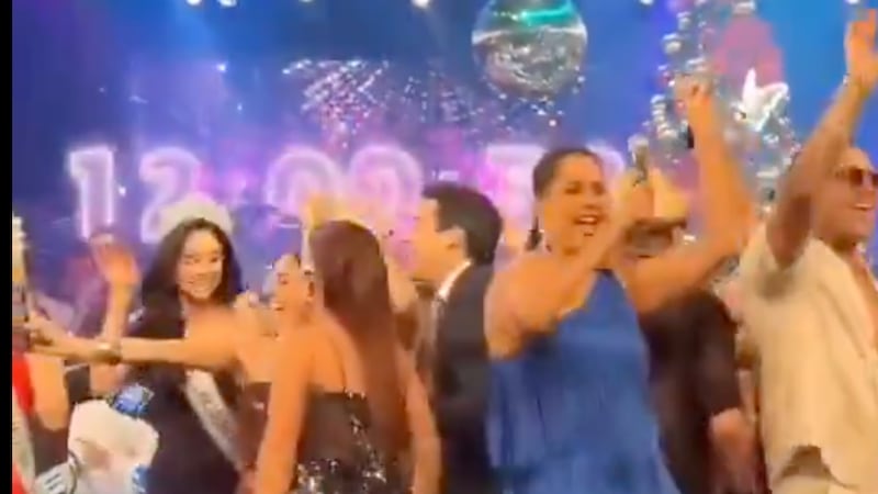 ¿Mensaje en clave? Venevisión arrancó 2026 con YMCA, himno de Trump, previo al ataque de Estados Unidos