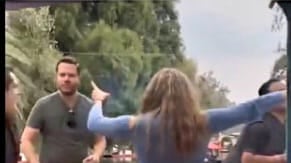 El momento quedó grabado en video y se hizo muy popular en redes sociales.