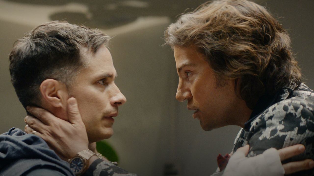 Gael García y Diego Luna en 'La Máquina'