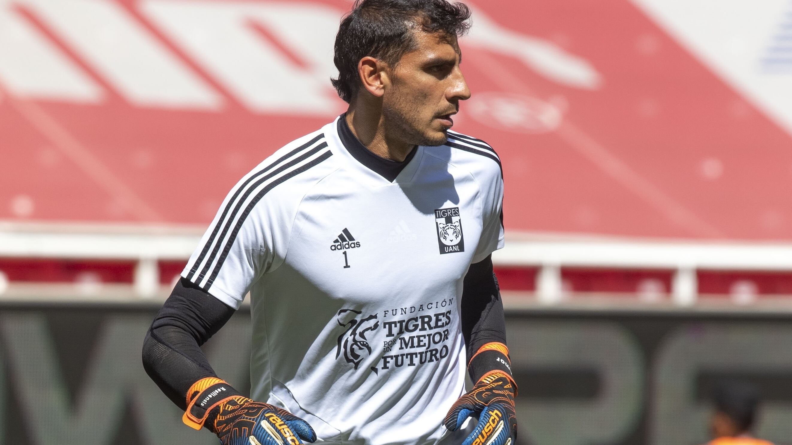 Nahuel Guzmán