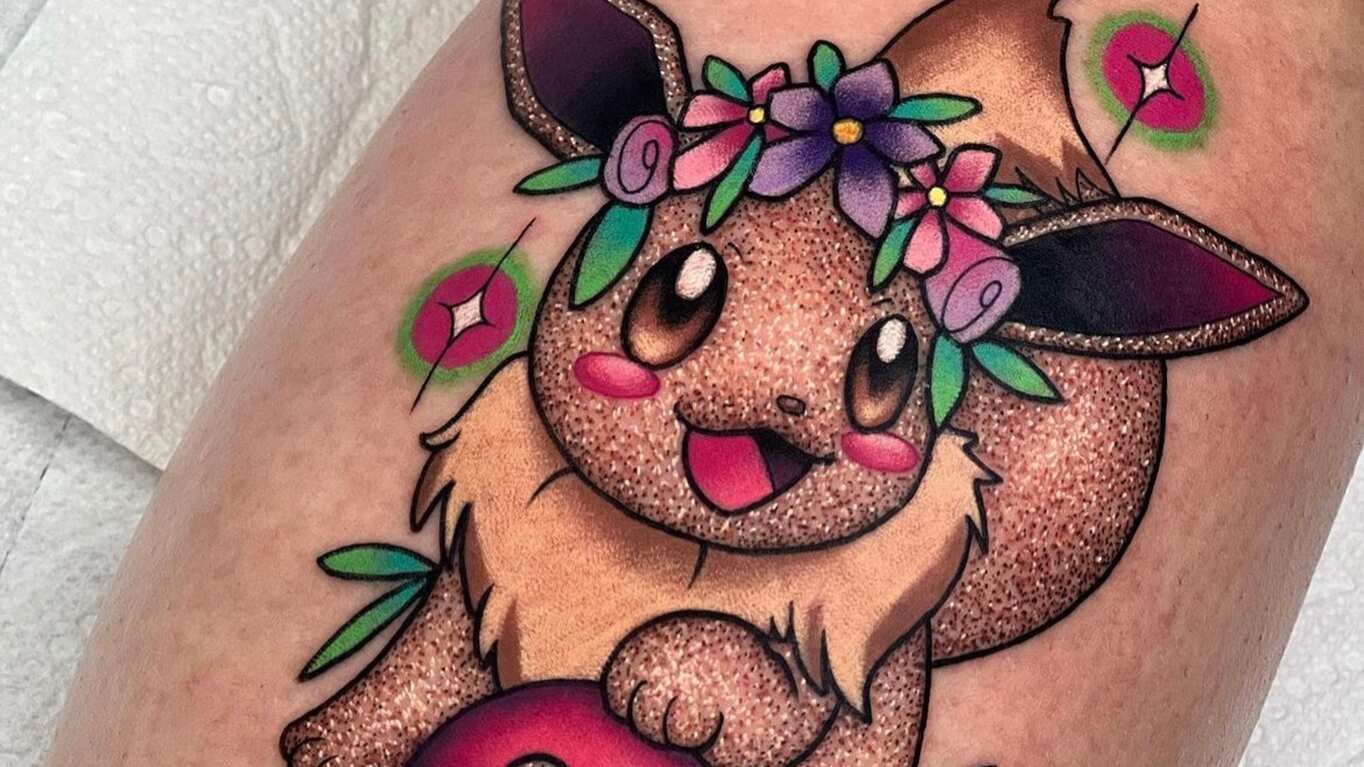 Trabajo. "Este Eevee ocupa un lugar especial para mí porque pude verlo curado un año después ¡y estaba impecable! Fue muy fácil de hacer y mi cliente fue muy agradable. Es un gran recuerdo", comparte Graves con Metro.