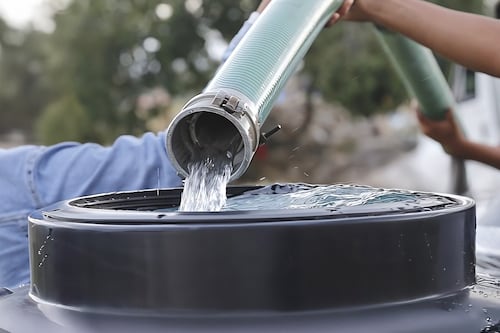 ¿Reusar agua puede ayudar a evitar la crisis hídrica? Especialistas urgen a aplicar medidas