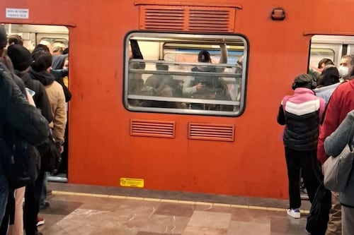 Caos en el Metro CDMX hoy: Reportan retrasos en varias líneas este domingo 1 de febrero